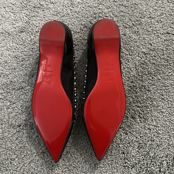 They have been worn twice - Picture 3 of 3